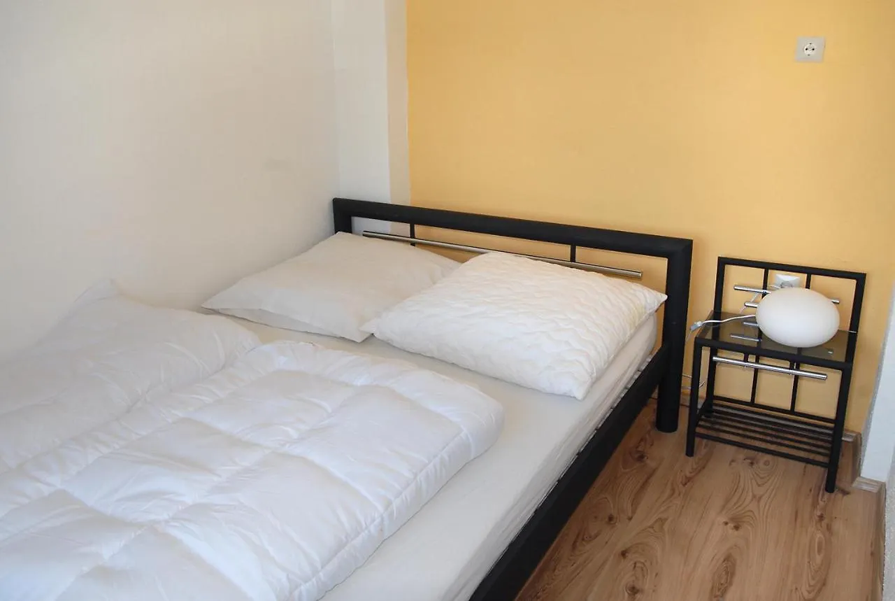 Pitstop Hotel & Boardinghouse Dusseldorf Aparthotel