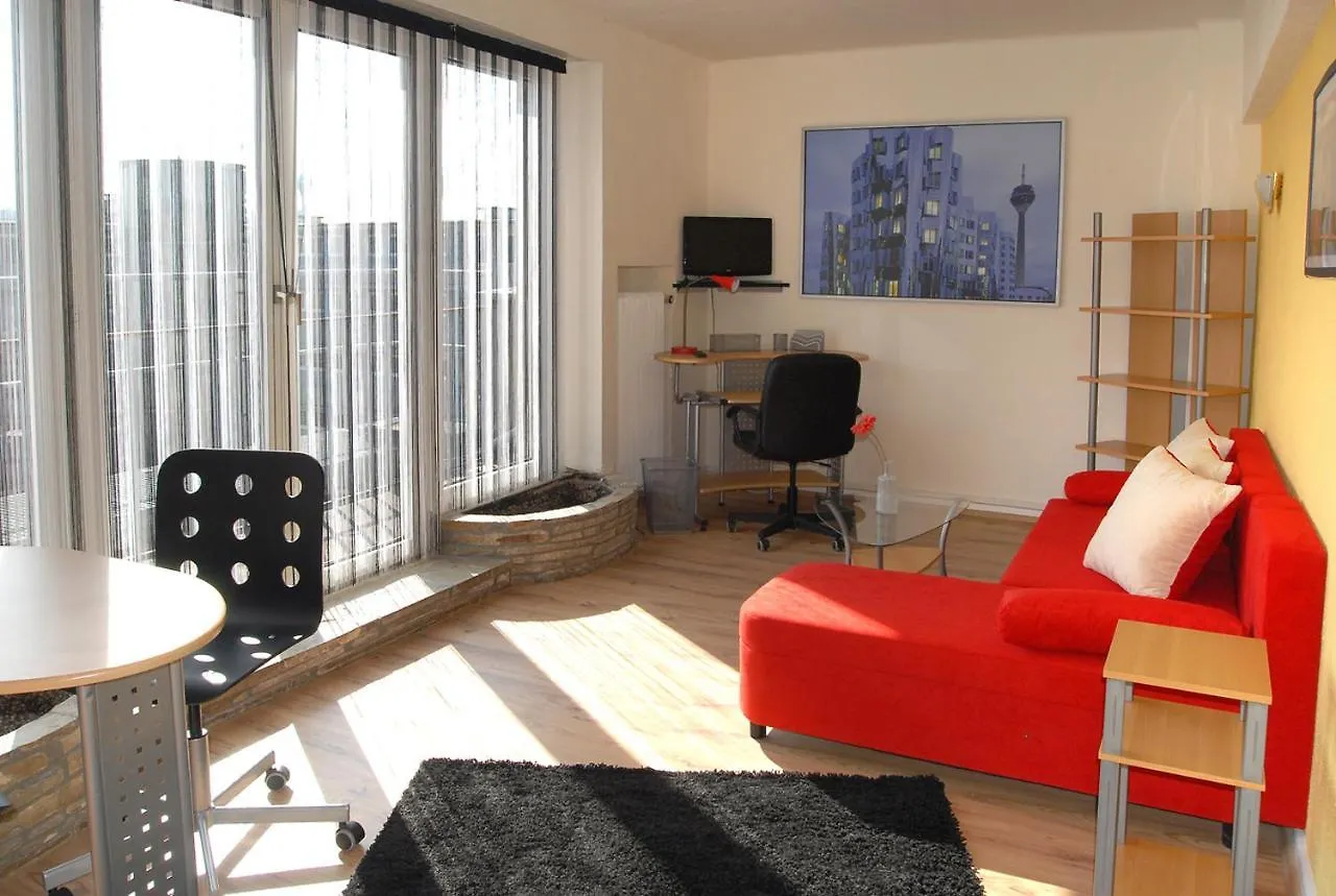 Pitstop Hotel & Boardinghouse Dusseldorf
