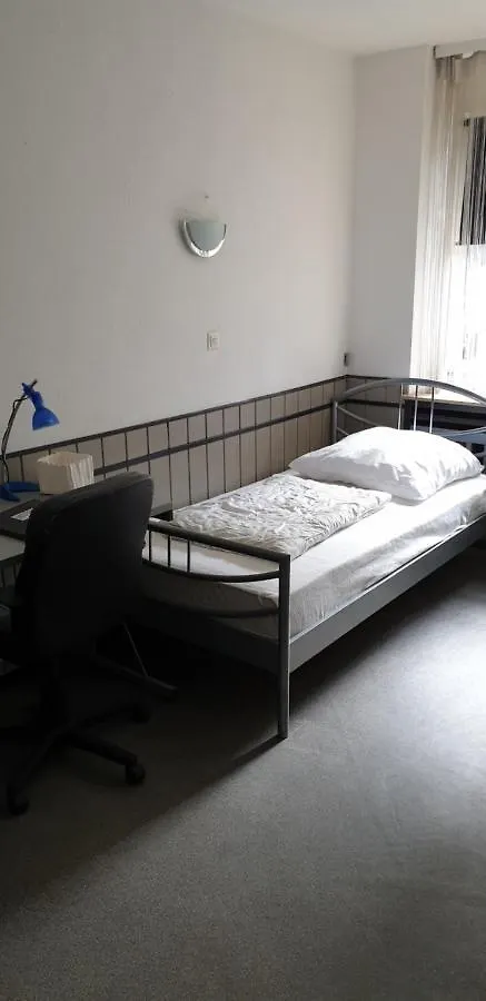 Pitstop Hotel & Boardinghouse Dusseldorf Germany