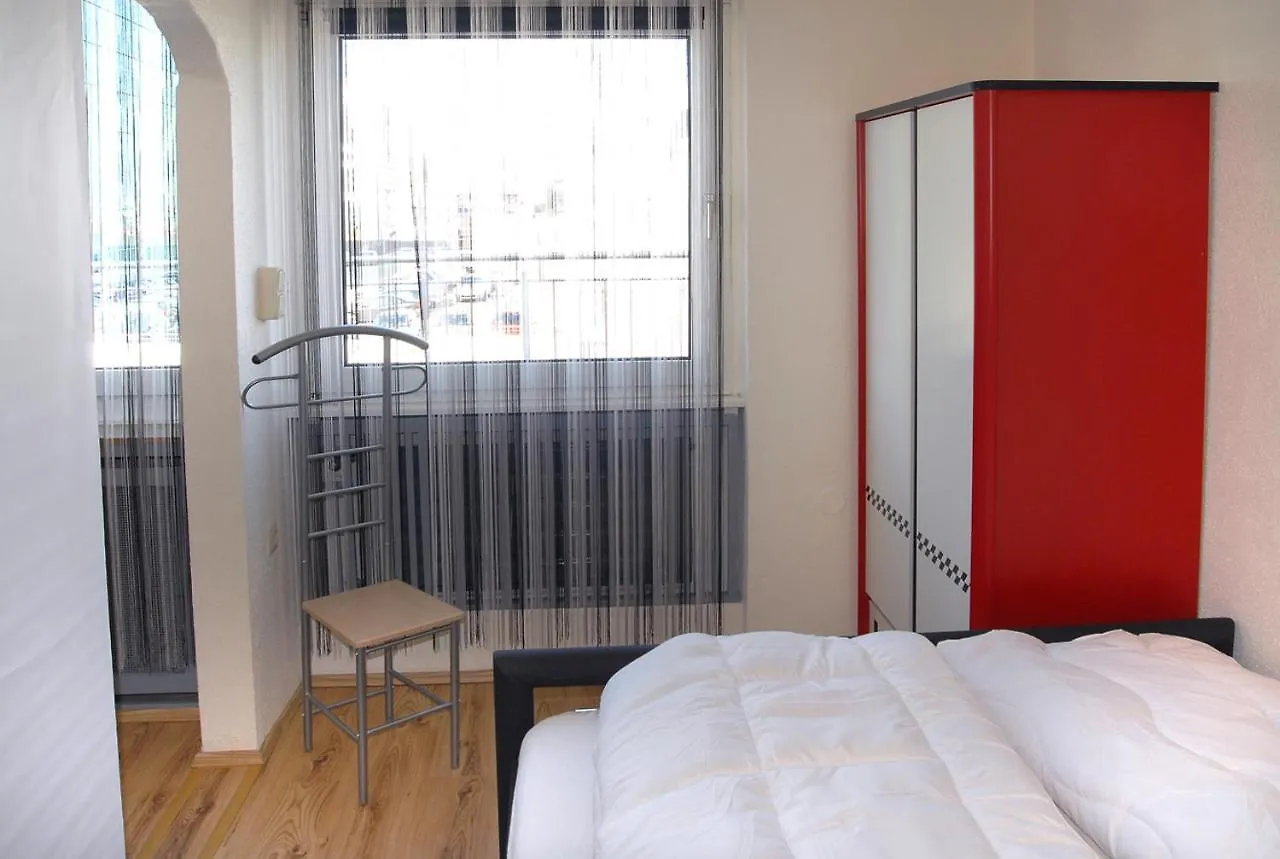 Aparthotel Pitstop Hotel & Boardinghouse Dusseldorf