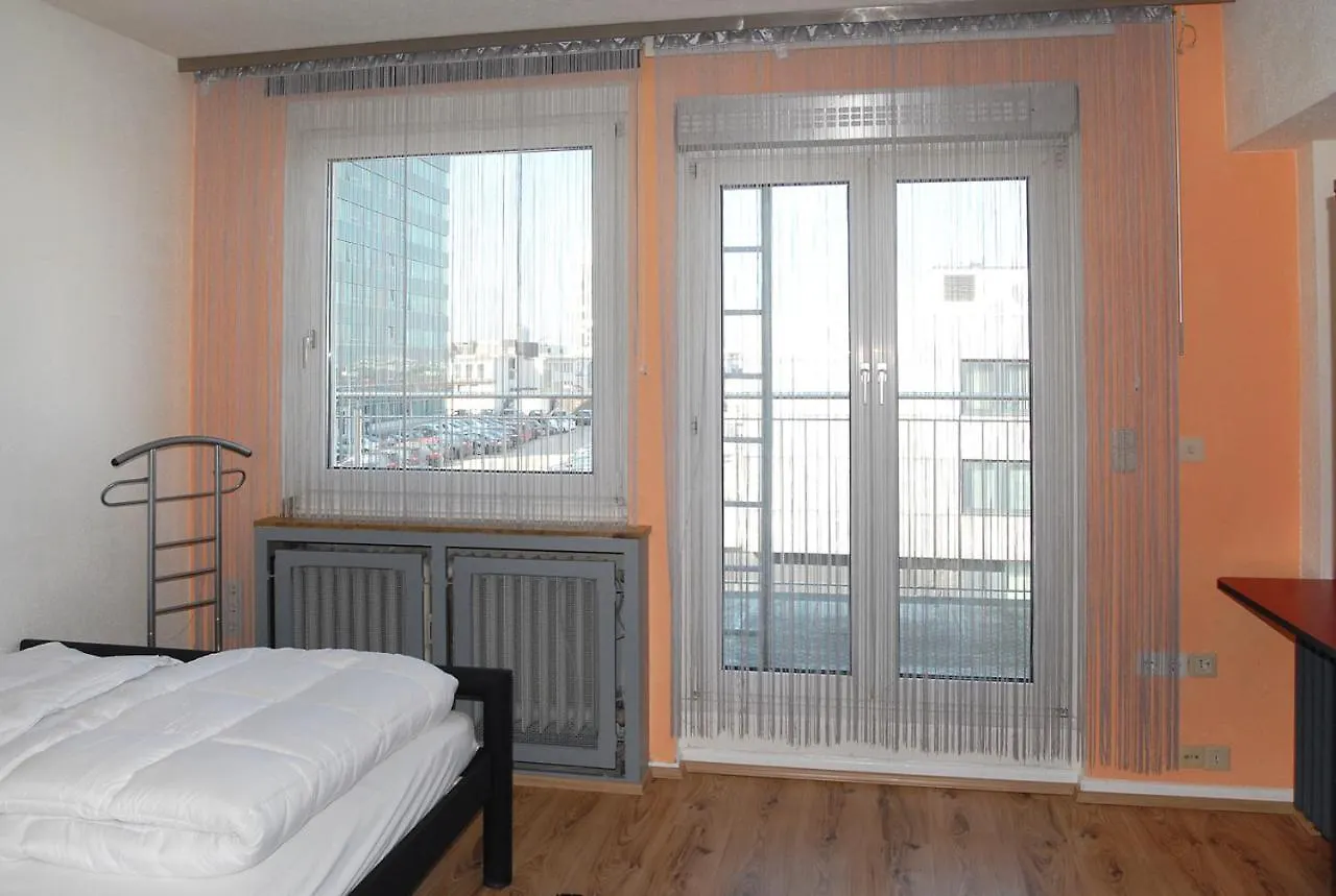 Pitstop Hotel & Boardinghouse Dusseldorf 0*,  Germany