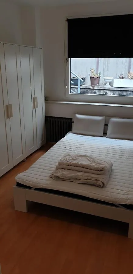 Pitstop Hotel & Boardinghouse Dusseldorf